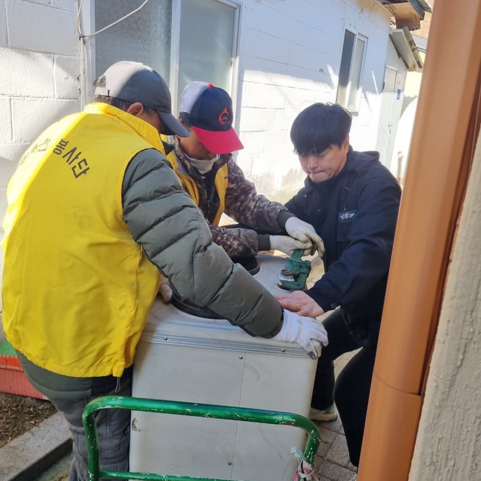 태백산봉사단, 문곡소도동 주거취약계층
보일러 교체 봉사활동 실시